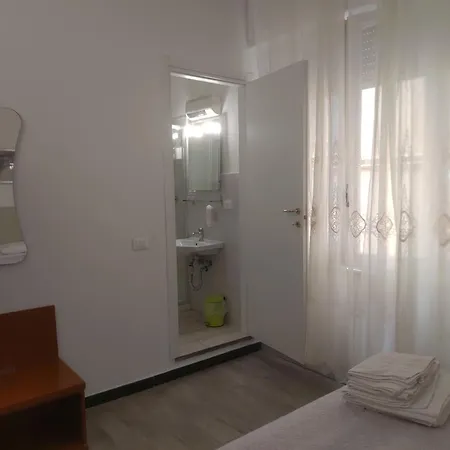 Affittacamere La Spezia Inn Maison d'hôtes
