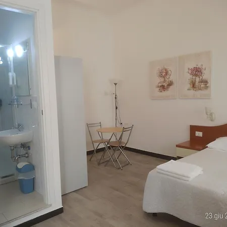 Maison d'hôtes Affittacamere La Spezia Inn 3*