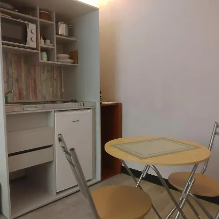 Pensionat Affittacamere La Spezia Inn 3*