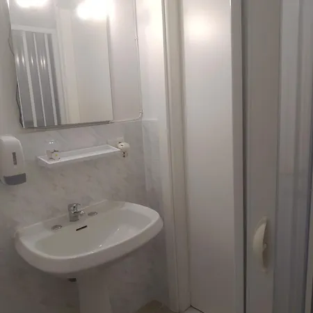 Affittacamere La Spezia Inn 3* La Spezia
