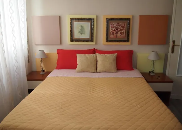 アッフィタカメーレ ラ スペツィア ゲストハウス ラ・スペツィア